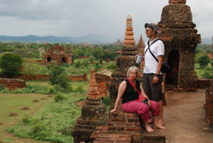 Scalare i templi di Bagan