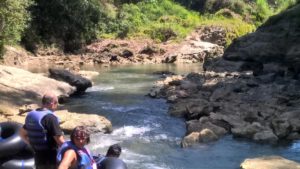 Il tubing riprende sul fiume Oya