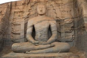 Uno dei Buddha rupestri dei Gal Vihara